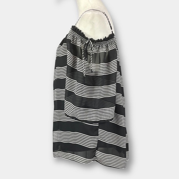 By & By Off the Shoulder Flowy Blouse Stripe Black White Size Large - Picture 4 of 8